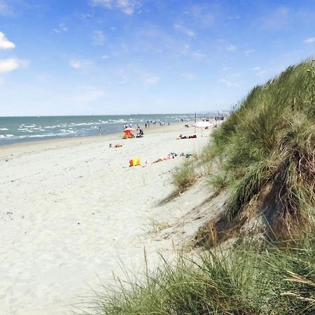 3 Bedroom Awesome Home In Oostduinkerke Extérieur photo