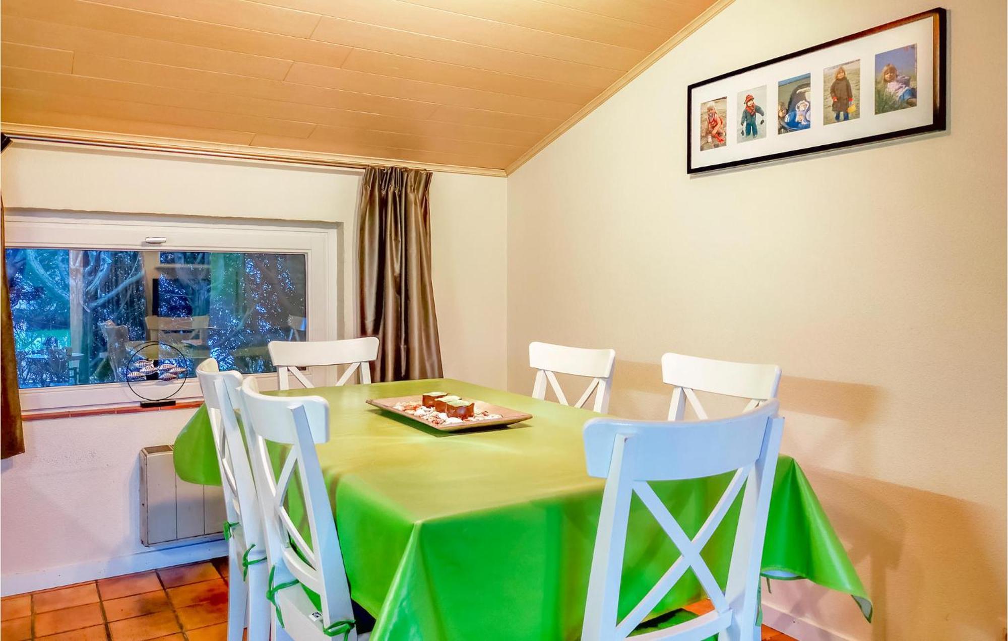 3 Bedroom Awesome Home In Oostduinkerke Extérieur photo